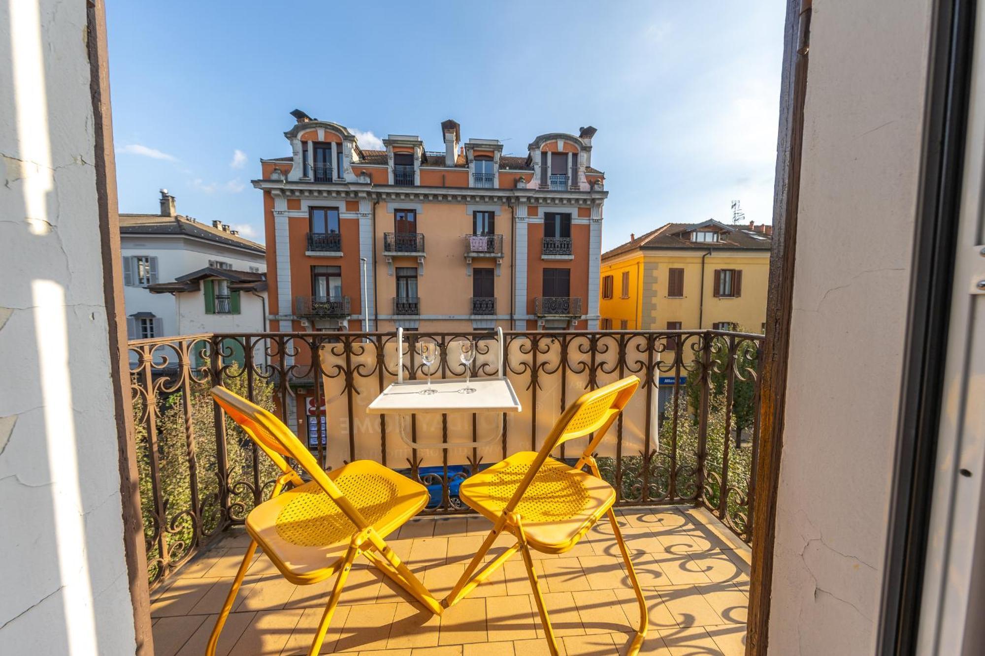 Casa Vacanza Dimora Vincenza ルイーノ エクステリア 写真
