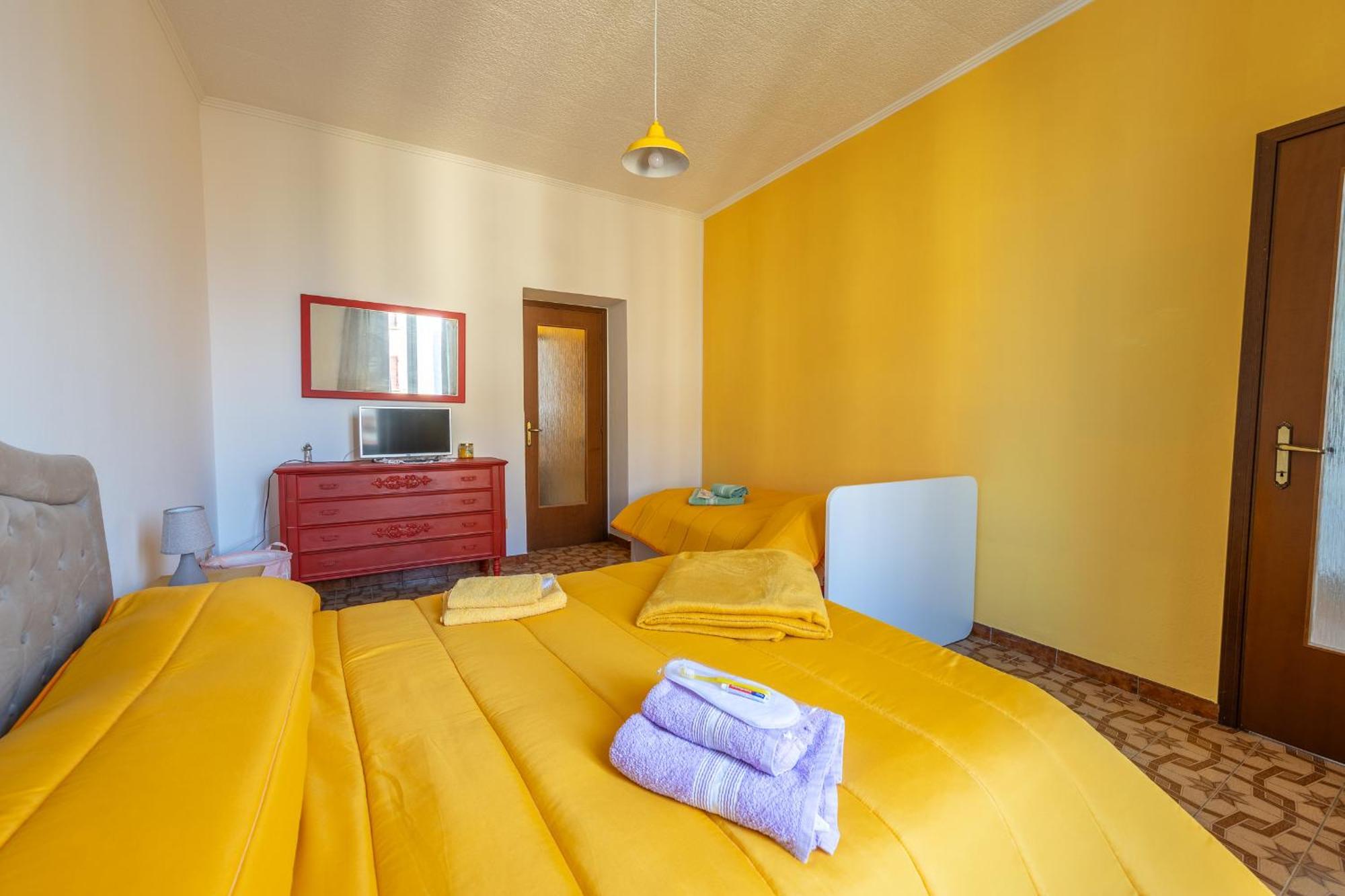 Casa Vacanza Dimora Vincenza ルイーノ エクステリア 写真